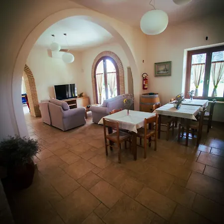 Casale Elisa Country منزل ريفي *