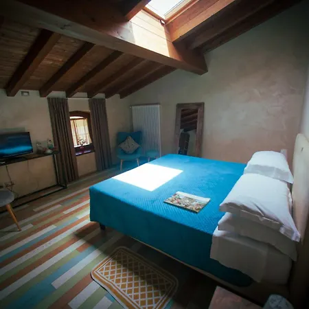 Casale Elisa Country منزل ريفي لاديسْبولِ