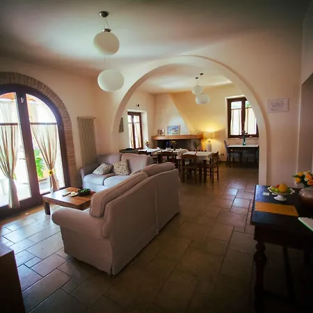 Casale Elisa Country
